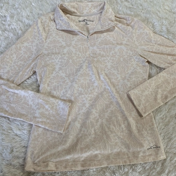 Women’s cream and white Eddie Bauer Athletic Shirt - Picture 2 of 5